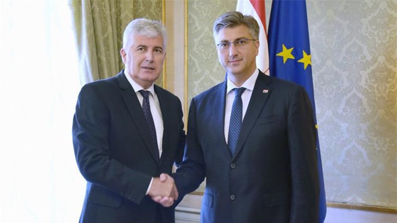 Ključno je osigurati poštivanje sva tri konstitutivna naroda u BiH